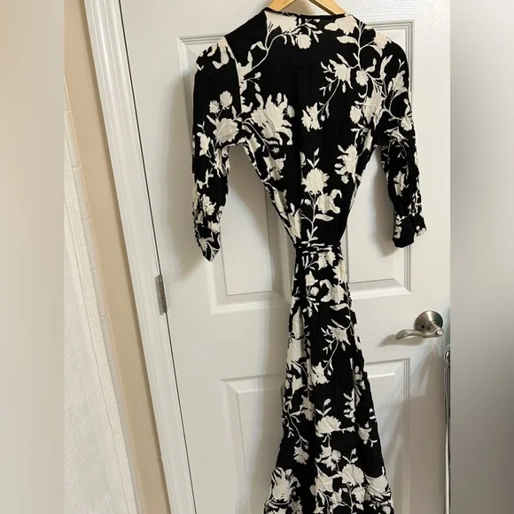 black dress and black suit Athletic Fit Stretch Suit